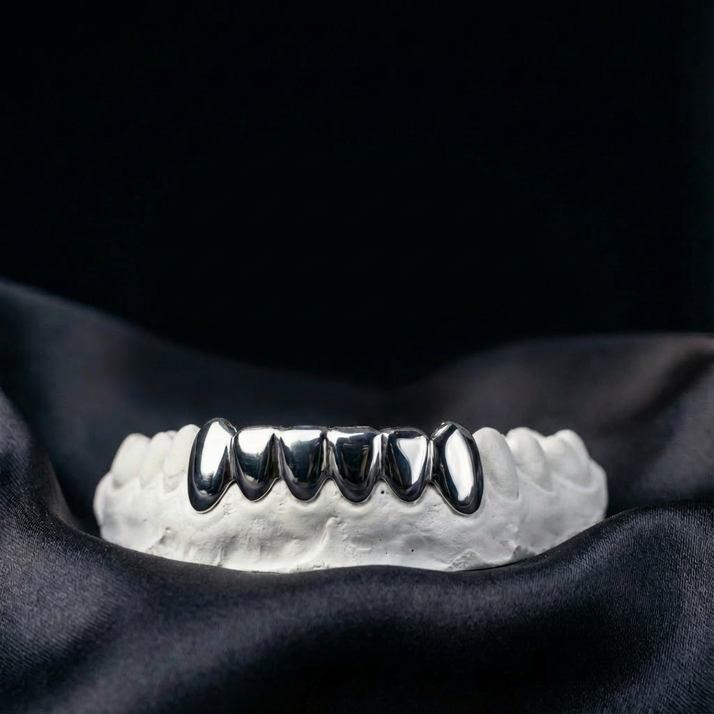 Silver bottom grillz set